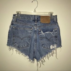 LEVI Jean Shorts